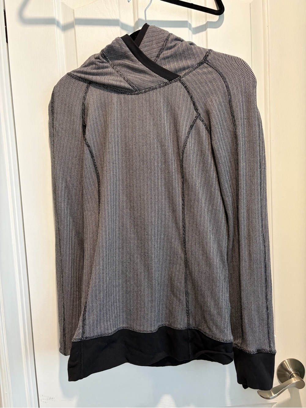 lululemon athletica Gray Hooded Long Sleeve Active Top with Black Trim